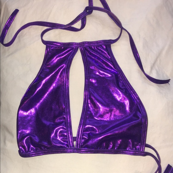 Purple halter top - Picture 1 of 1